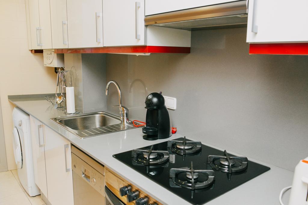Apartamentos Navas Barcellona Esterno foto